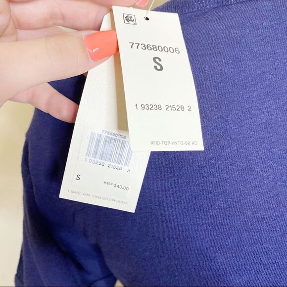 Levis Graphic Tee Shirt Crop Navy Small - Picture 6 of 6